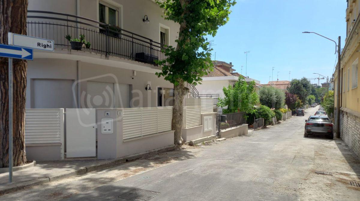 Riccione, lavori di riqualificazione all'acquedotto in viale Righi - 