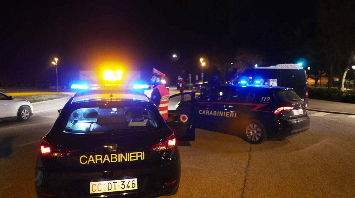 Evade dai domiciliari, "Mi ero stancato di stare in casa": arrestato - Carabinieri - repertorio