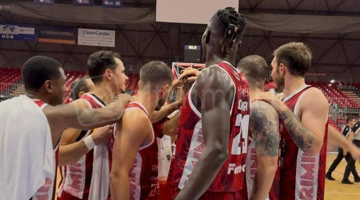 Trasferta vietata ai tifosi del basket riminese: la nota di Rbr -