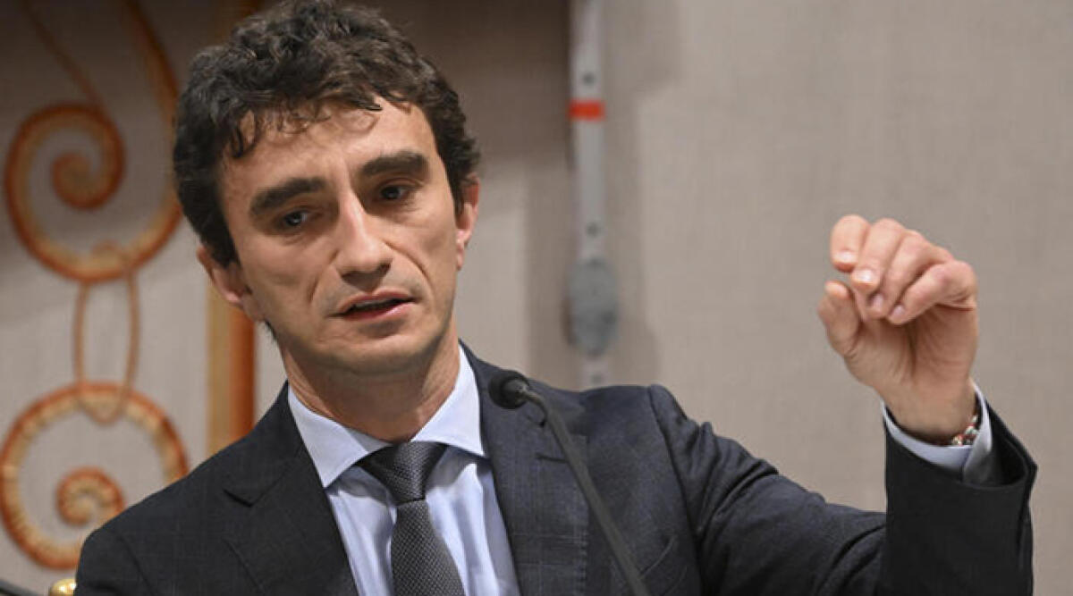 Bignami: 'Silenzio assordante della sinistra sugli attacchi alle forze dell'ordine' - Il vice ministro Bignami:, foto Ansa