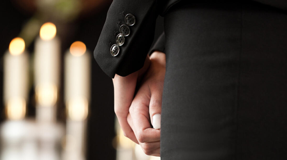 Affollata cerimonia per l’ultimo saluto all’editore Mario Guaraldi - 