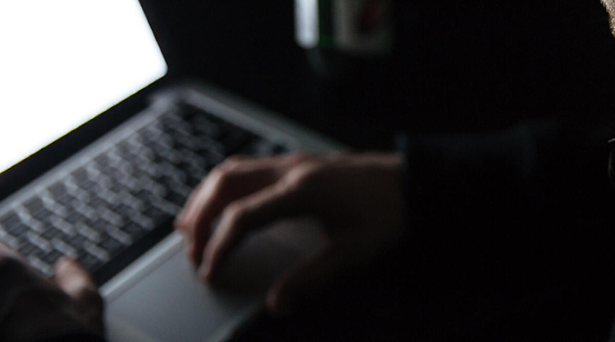 Baby hacker, proseguono le indagini: analisi sul computer del 15enne - Foto di repertorio
