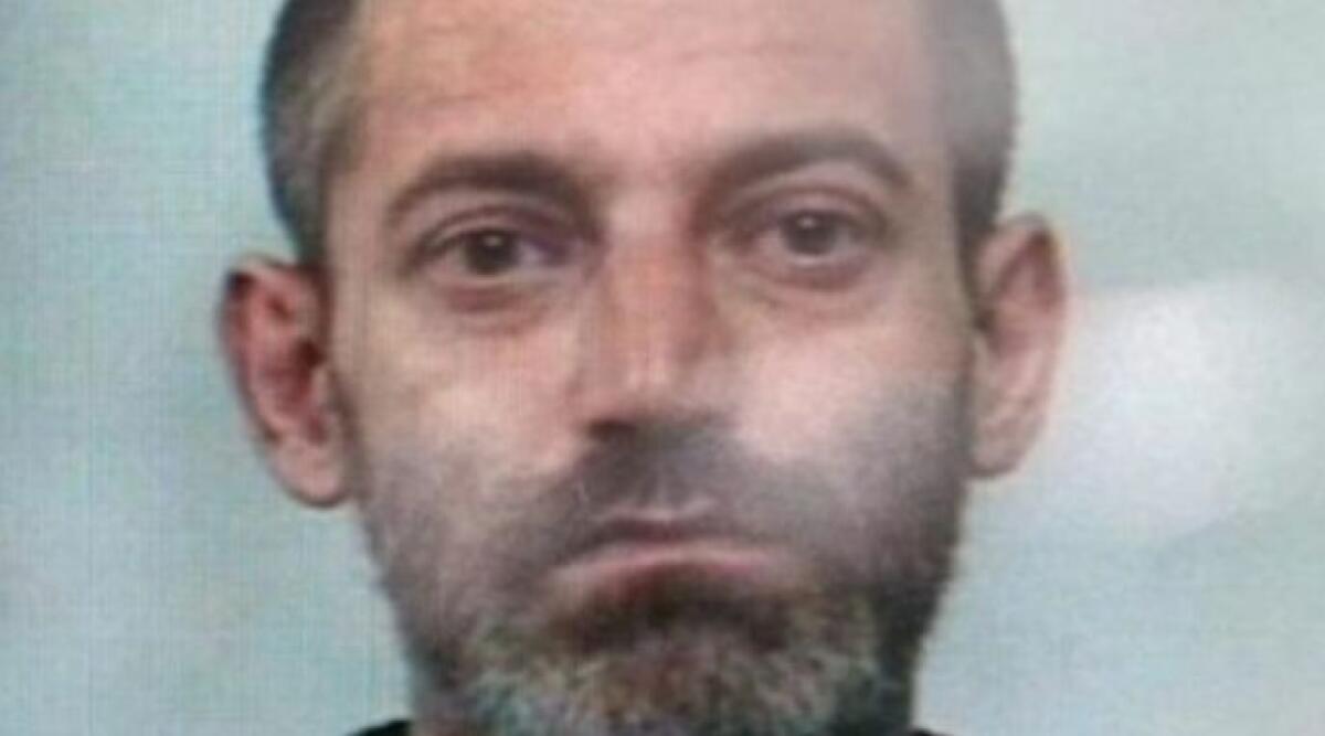 Ritrova il figlio dopo vent’anni, ma lui sceglie di restare per strada - L’immagine di Stefano dell’associazione Penelope