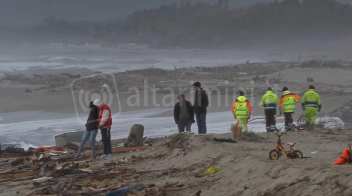 Al Tiberio di Rimini "Cutro, Calabria, Italia" di Mimmo Calopresti - 