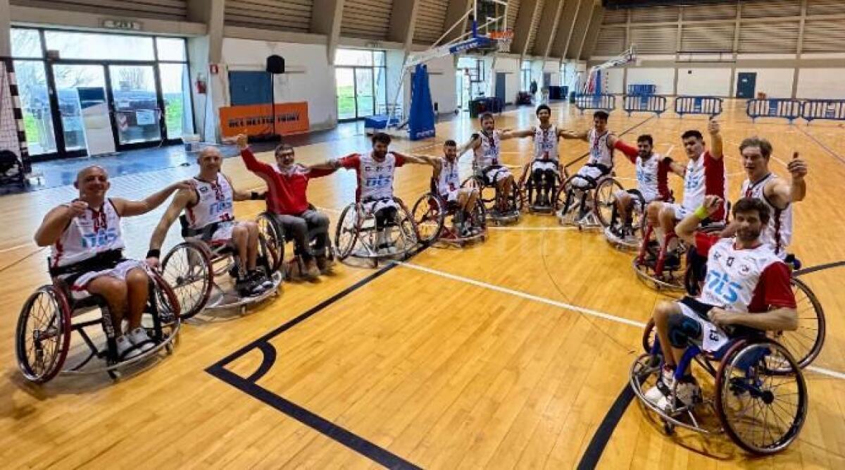 Basket B in carrozzina, NTS Informatica domina Livorno (28-68) -