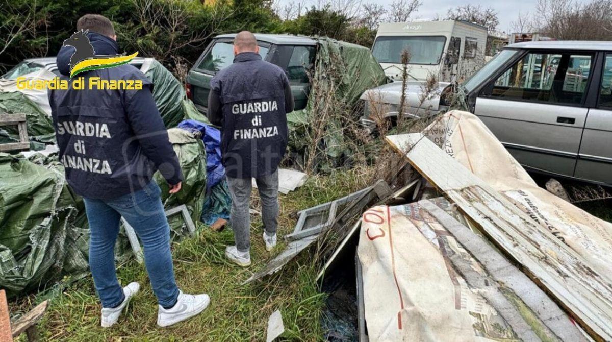 Rimini, scoperte 2 discariche abusive: scattano i sequestri - 