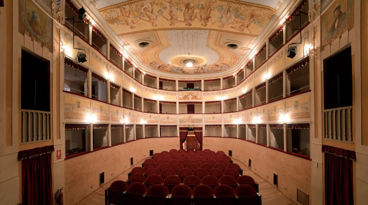 Veglionissimo dei 100 anni: notte di festa per il centenario del Teatro Vittoria di Pennabilli -
