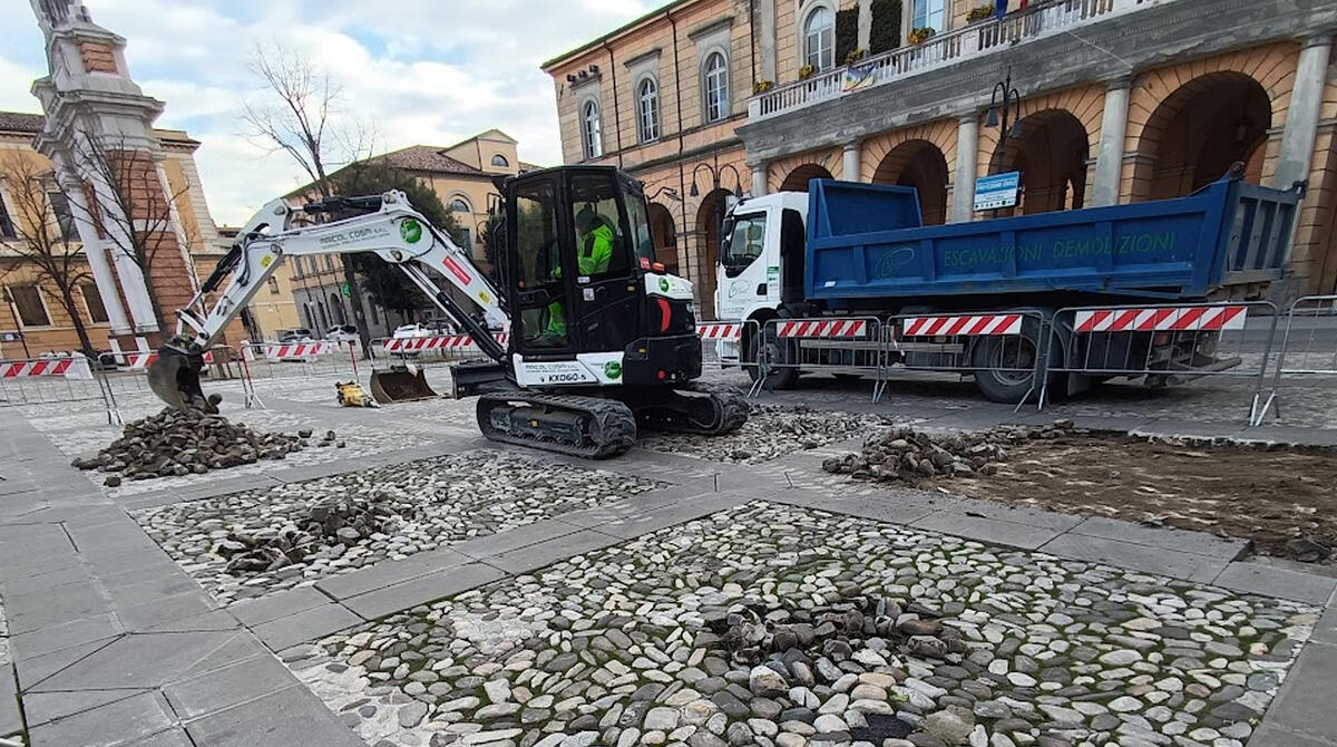 Santarcangelo più verde e sicura: Anthea cura 2,2 milioni di mq e ripara oltre 3mila buche -