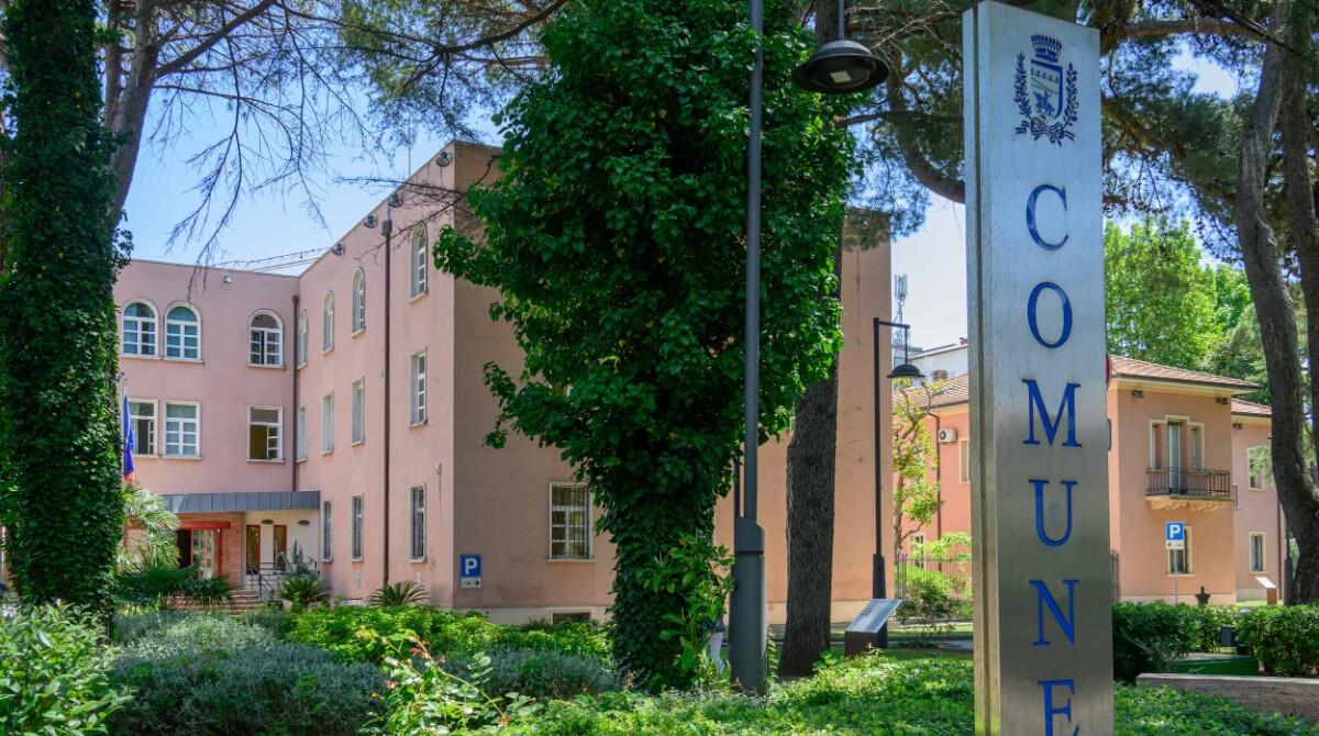 Lavoro di pubblica utilità a Riccione per chi ha guidato in stato di ebbrezza - Municipio di Riccione