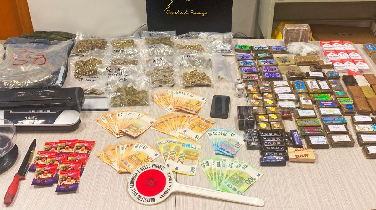 Fiuto infallibile: i cani antidroga smascherano spaccio tra gli snack - 