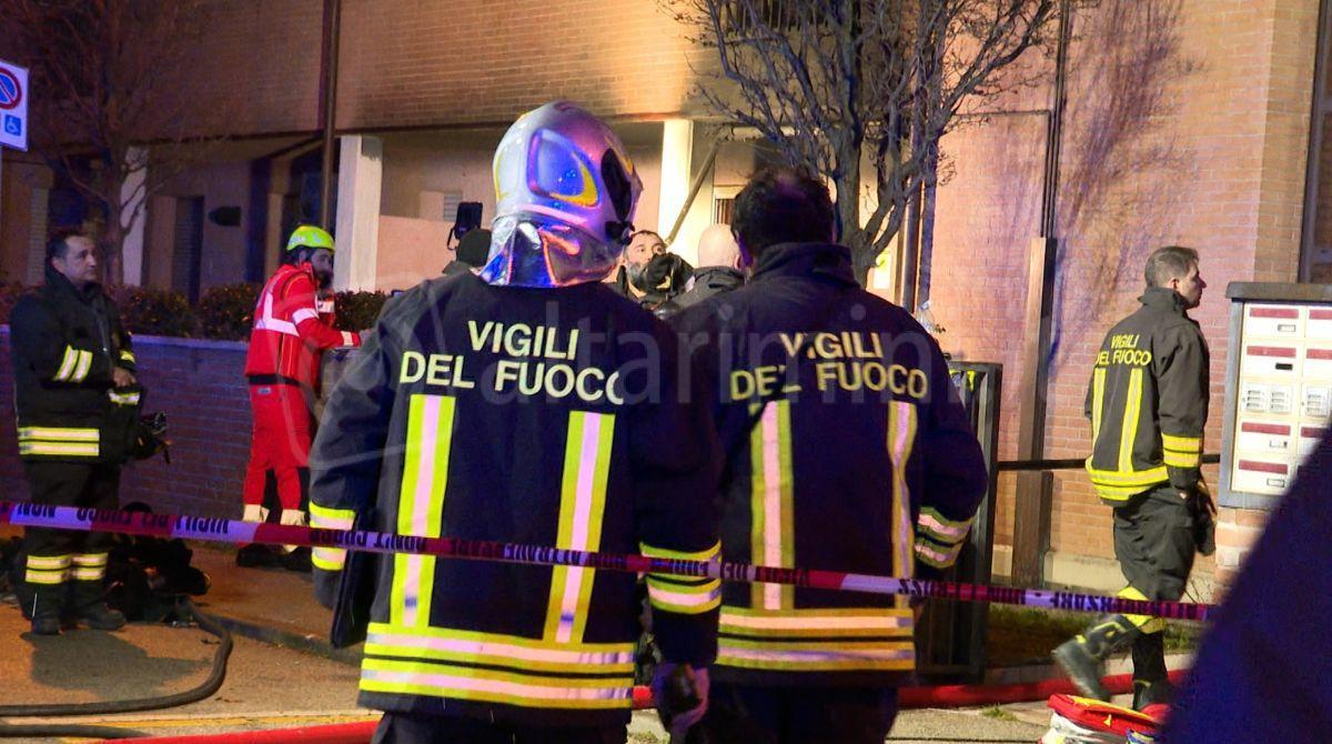 Incendio in palazzina, il cordoglio del Comune di Rimini: "vicini alle famiglie" - 