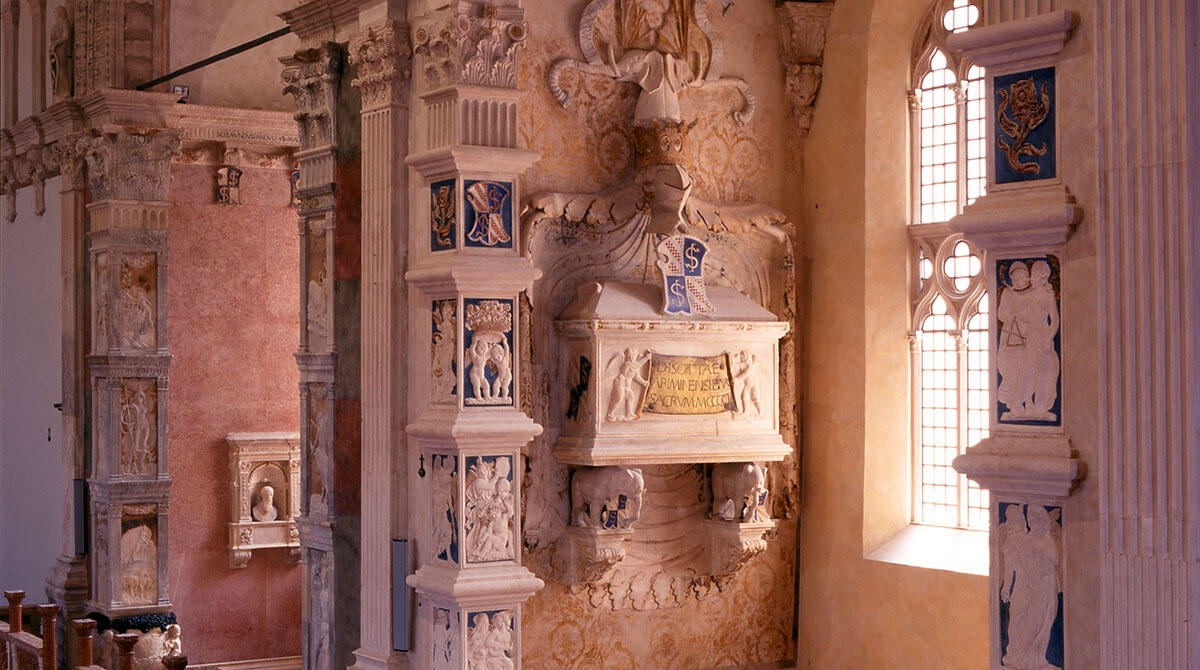 San Valentino alternativo all'insegna della cultura e del romanticismo: cosa fare a Rimini - Interno Tempio Malatestiano