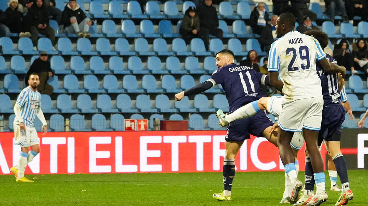 Rimini mette la terza: anche la Spal annichilita (0-3), primo gol di Gagliano. Le pagelle - Il gol di Gagliano PH RIMINI FC