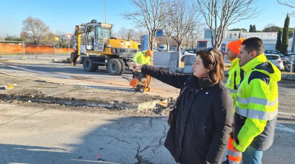 Lavori in corso all’incrocio tra via Bornaccino e via Emilia: modifiche alla viabilità fino al 12 febbraio - Sopralluogo via Emilia via Bornaccino