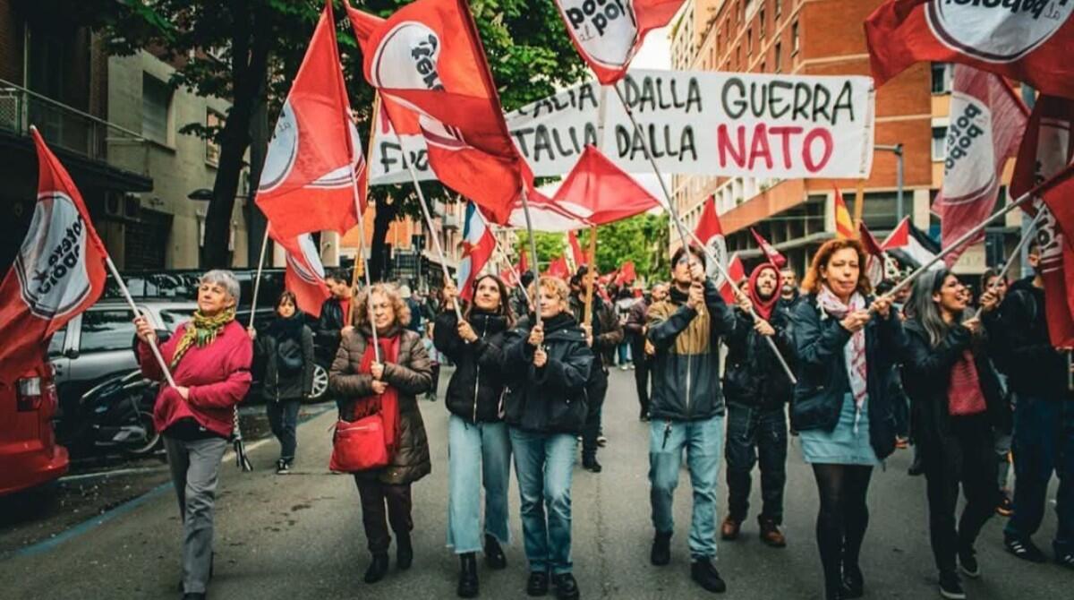 Crisi abitativa a Rimini: Potere al Popolo critica le scelte dell'amministrazione - Una delle manifestazioni di Potere al popolo