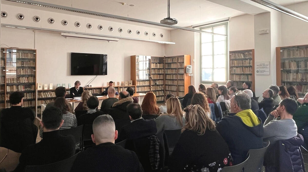 Aumento affitti commerciali, eventi e parcheggi: dibattito intenso a Santarcangelo -