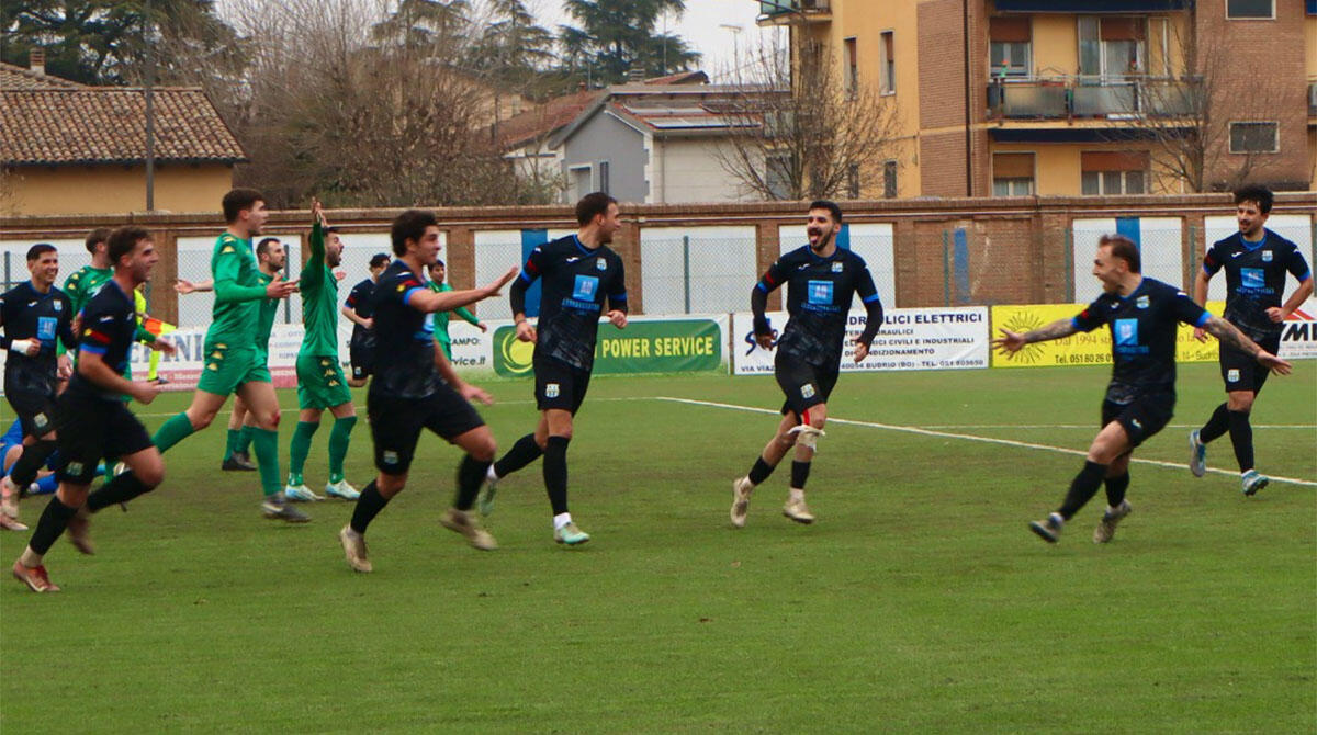 Eccellenza Girone B, Mezzolara  -2 dalla vetta, applausi e beffa per il Novafeltria. Pietracuta e Sampierana ok - PH MEZZOLARA CALCIO