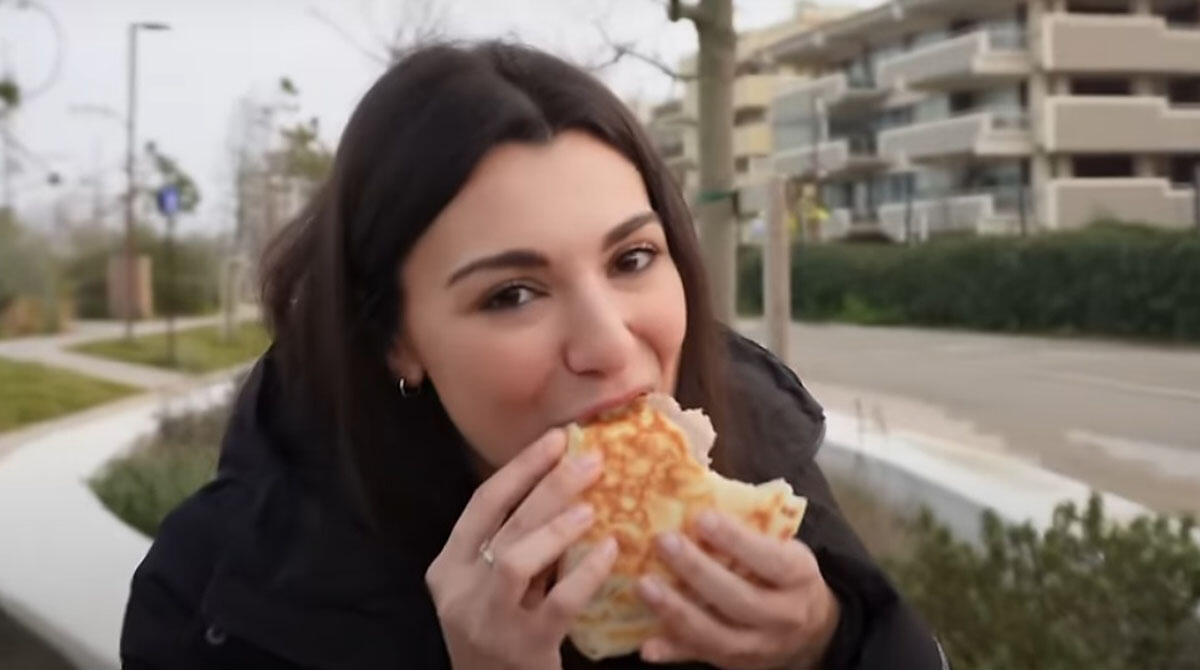 Da "Cà Miriam" a "Da Ciana e Monda", le piadine di Rimini e Riccione alla prova assaggio della Youtuber -