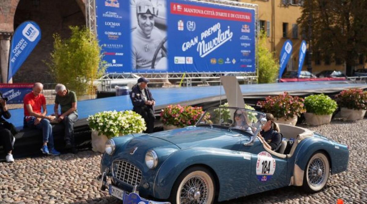 Gran Premio Nuvolari: Rimini protagonista della seconda tappa, passerella in Piazza Tre Martiri -