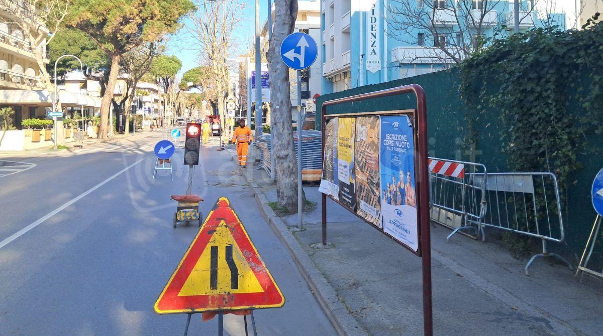 Riqualificazione urbana: al via il rifacimento dei marciapiedi in viale D’Annunzio -