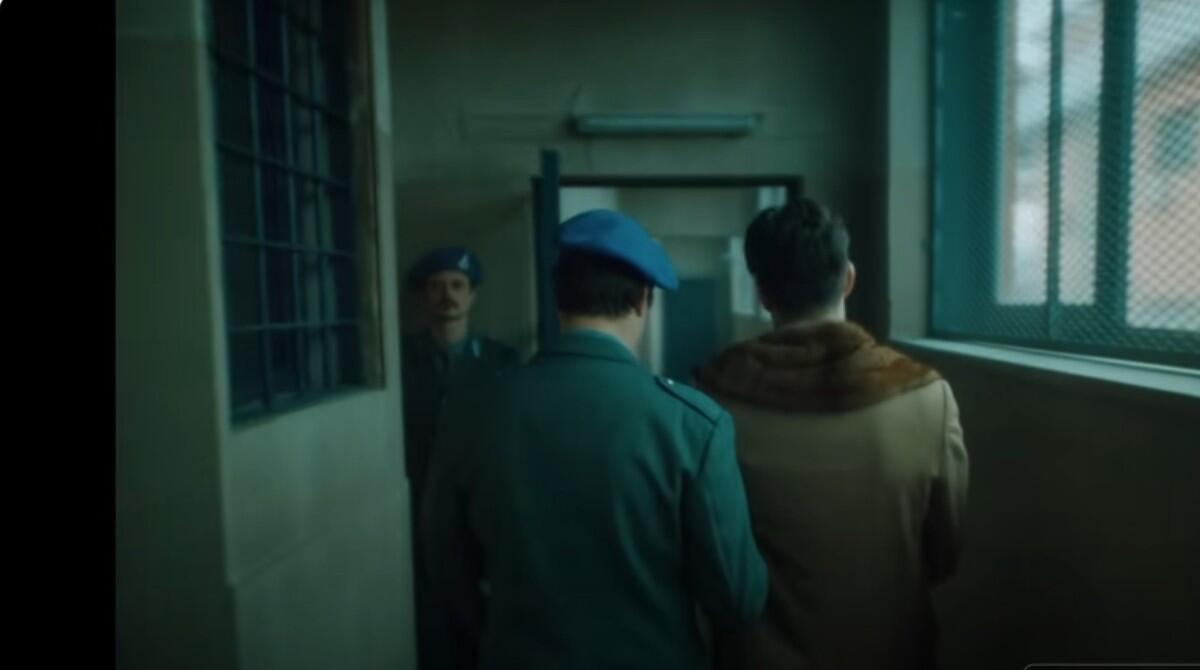Il riminese Leonardo Vitali: dal set cinematografico alla musica con Damiano dei Maneskin - Scena del Videoclip