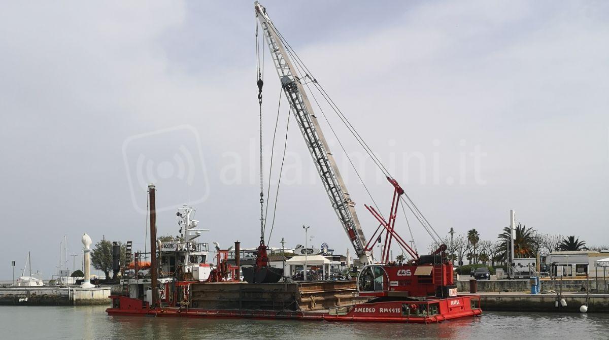 Migliorie al porto di Riccione: in arrivo il dragaggio per garantire il passaggio delle imbarcazioni - cof
