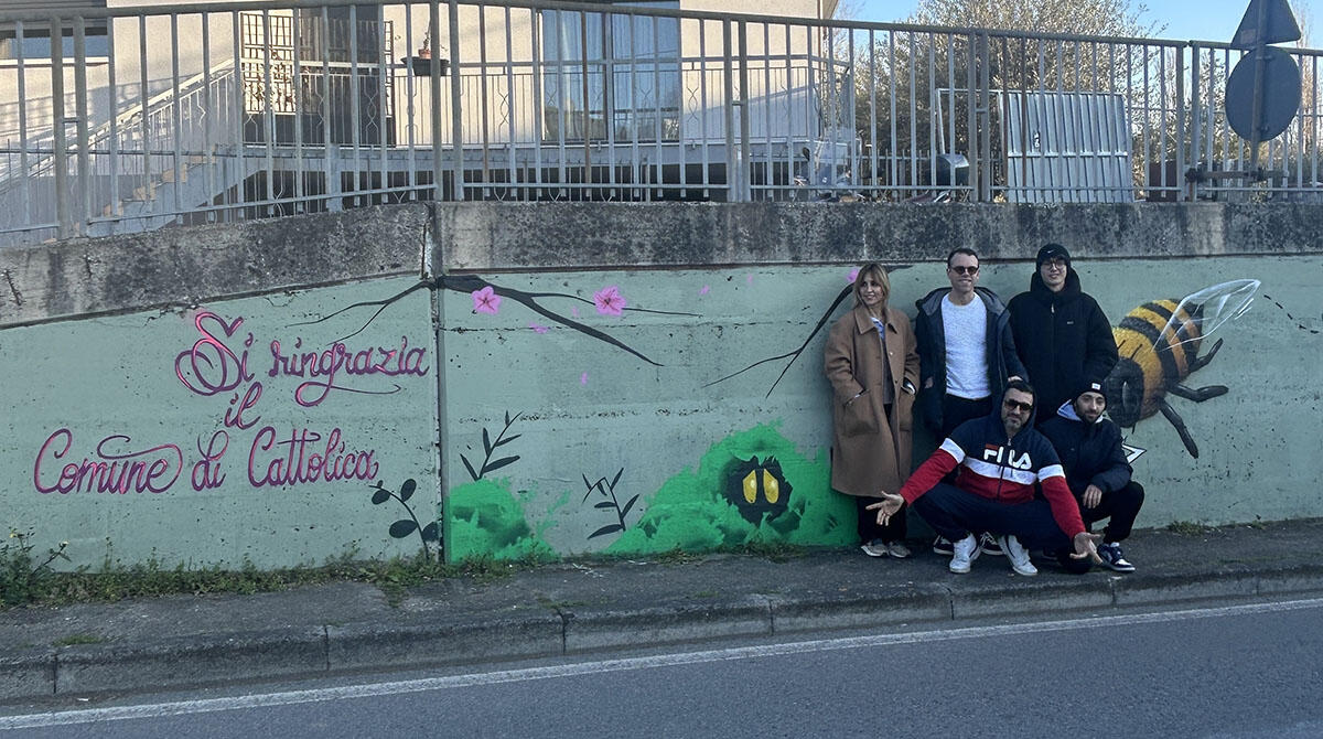 Cattolica, un sottopasso a colori: la primavera sboccia su via Pàntano - Murales, via Pàntano - Cattolica (Vice sindaco Vaccarini, dipendente Fratta e writers)