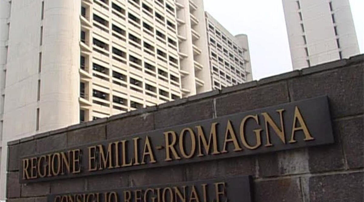 Emilia-Romagna, bilancio approvato con ritocchi alle tasse - Sede della Regione
