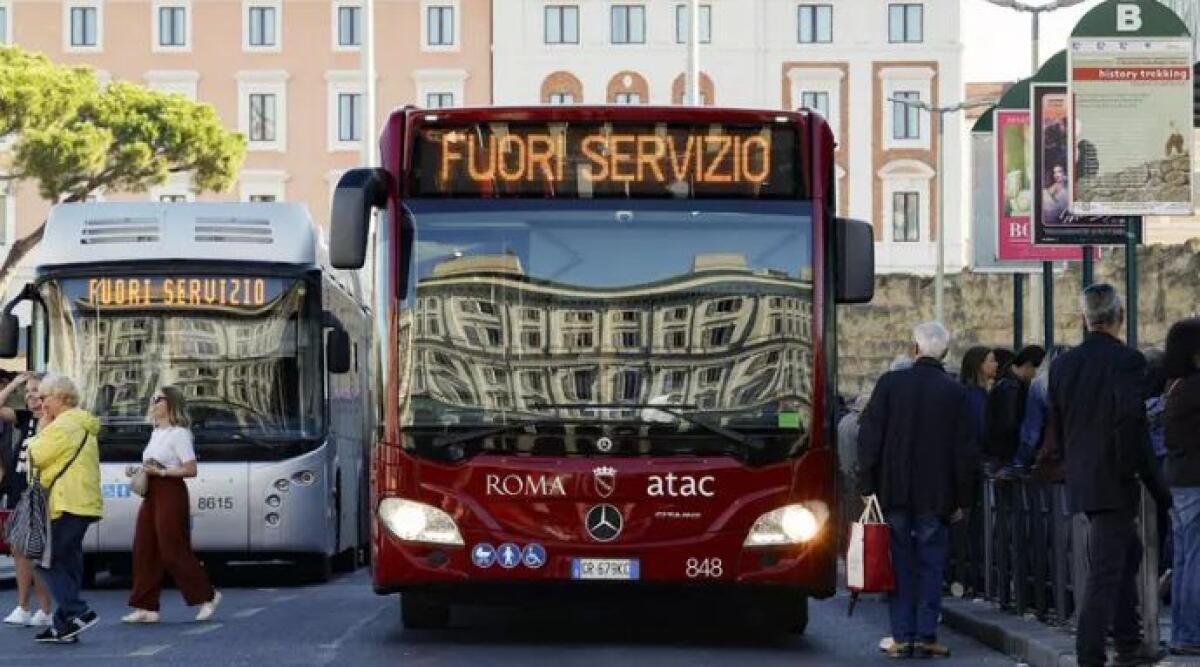 Sciopero nazionale dei trasporti: 24 ore di disagi il 21 marzo - Ansa