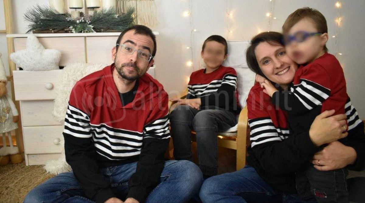 Tommy e la sfida contro una rara malattia genetica: torna a Rimini il “Champ1 Awareness Day“ - Daniele, Francesco, Elisa, Tommaso