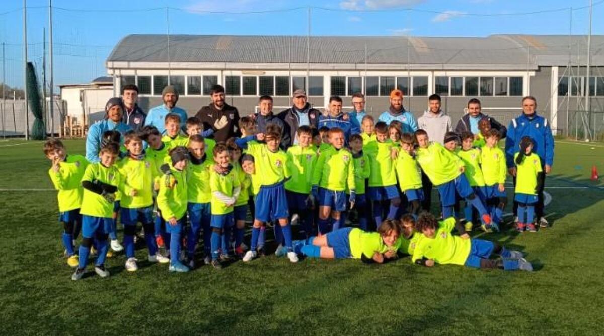 Calcio giovanile, Tropical Coriano: l'U19 Regionale vola. Primi Calci: incontro con lo staff del Parma -
