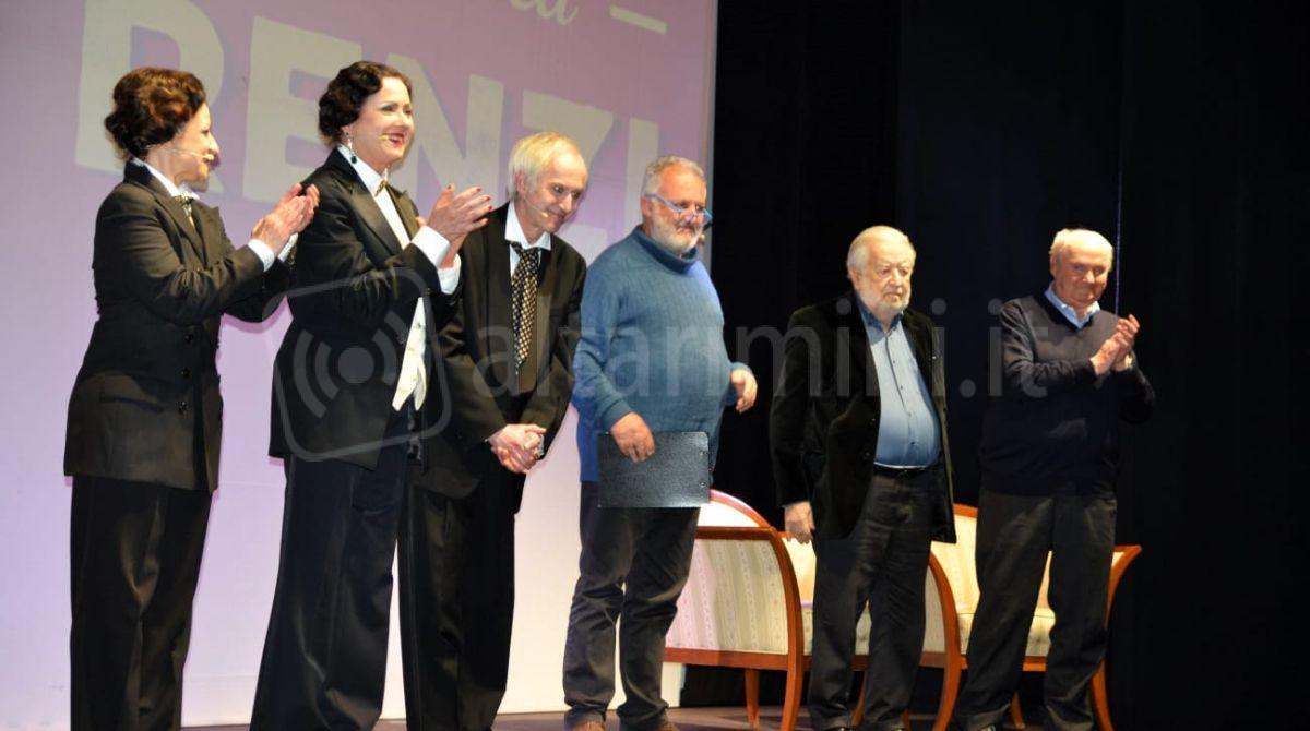 Festa della Donna a Morciano: il Teatro intitolato a Pina Renzi, una serata di ricordo e celebrazione - Ph Ballante
