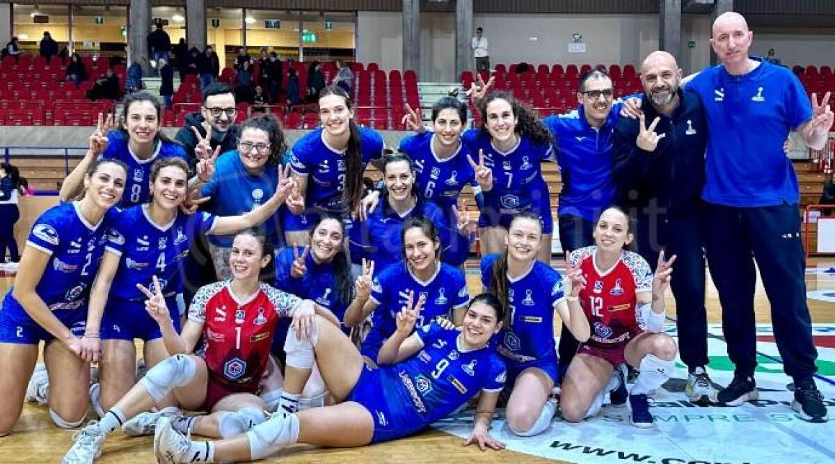 Volley B1 femminile, a Jesi Lasersoft vince in rimonta al tie break (2-3) - 