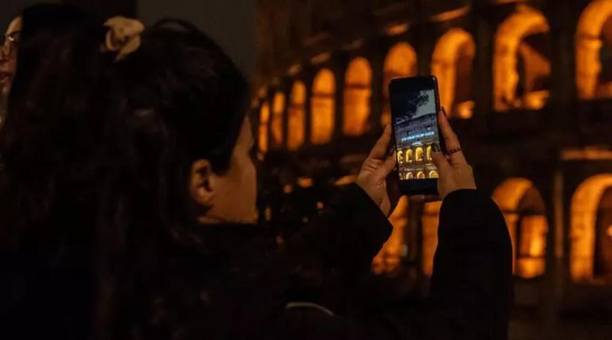 Earth Hour: il Pianeta si spegne per un’ora. Monumenti al buio in Italia e nel mondo - Ph Ansa