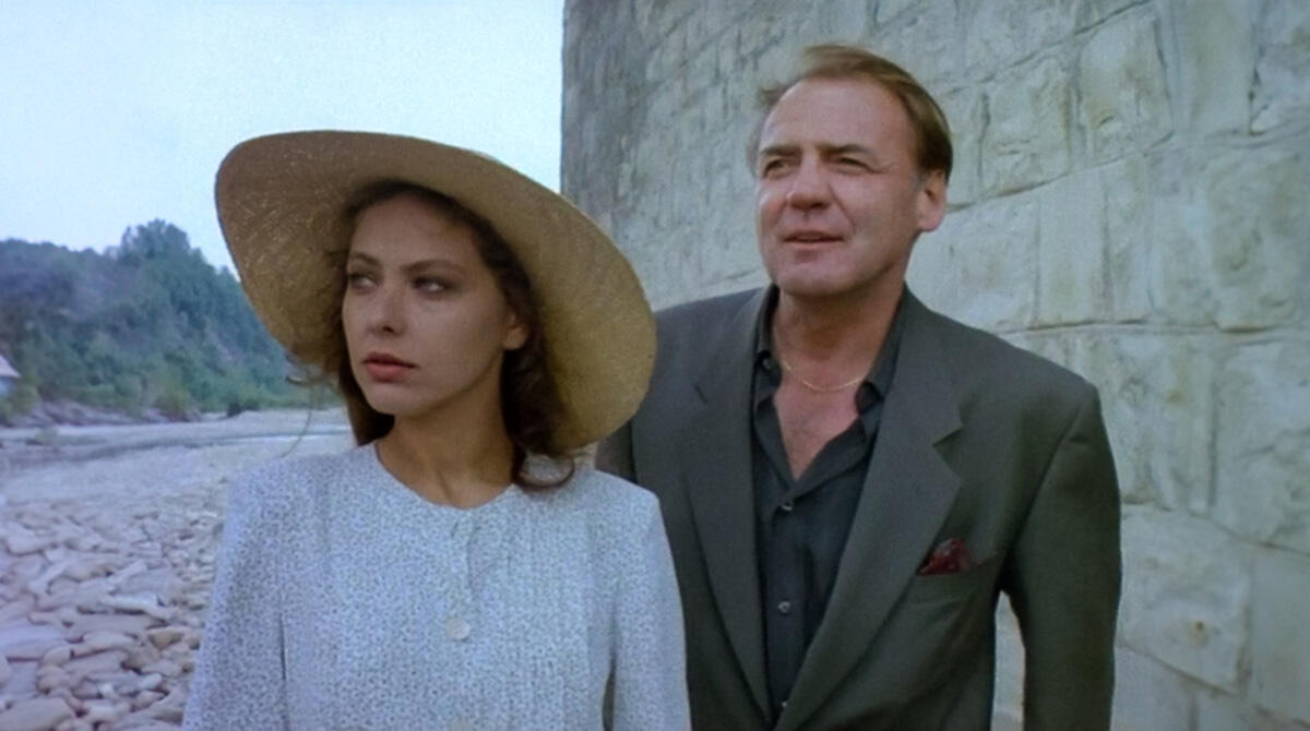Pennabilli, il Cineforum è un successo: due nuove serate per riscoprire l'eredità di Tonino Guerra - La domenica specialmente, 1991 (Tornatore, Barilli, Giordana e G. Bertolucci)