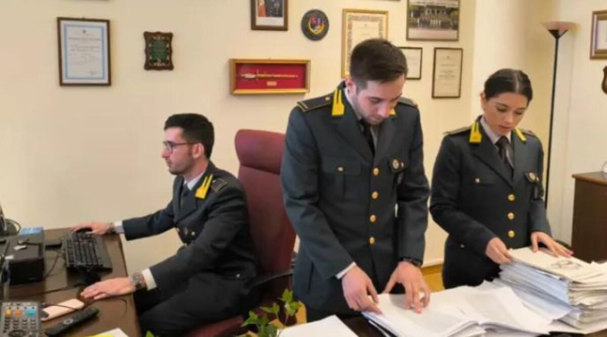 Bologna: Individuato un sistema evasivo da 14 milioni di euro -