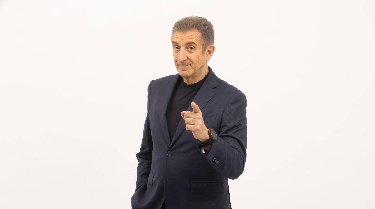 Rimini: Ezio Greggio al Teatro Galli con "Una vita sullo schermo" - Ezio Greggio