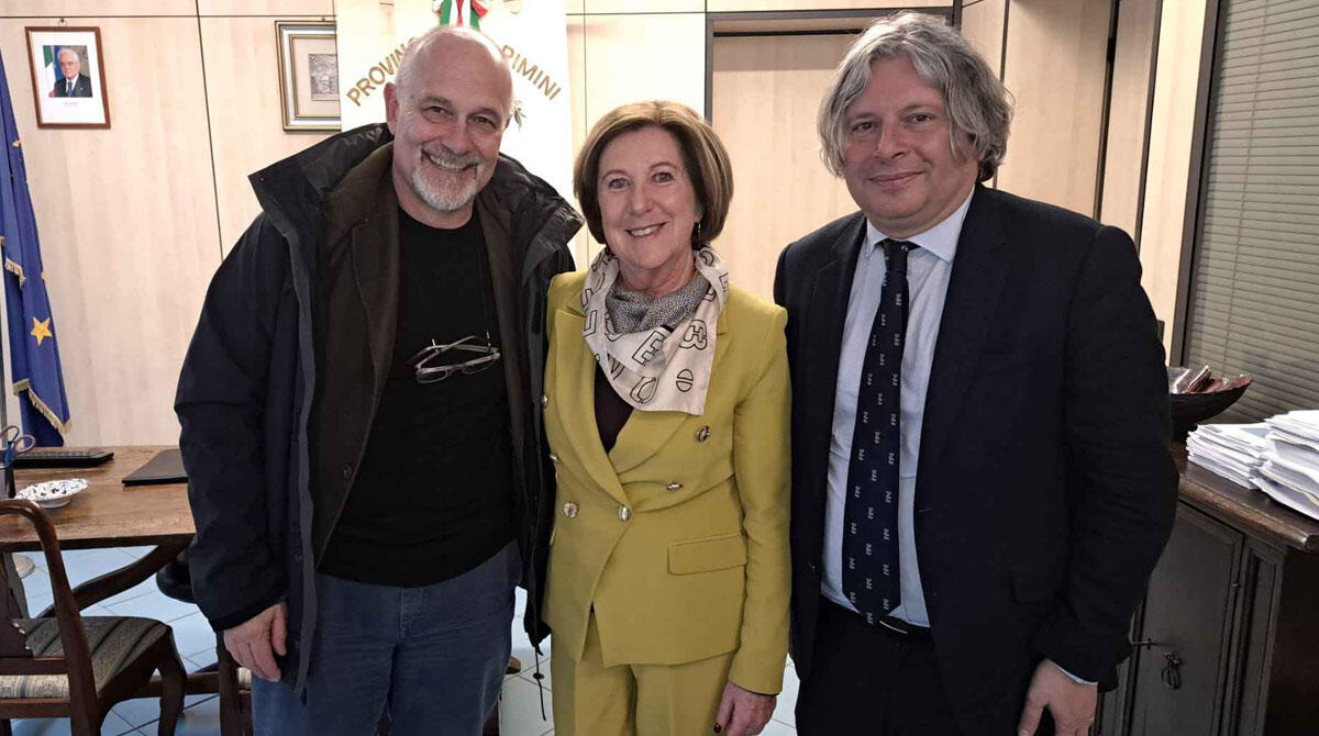 Un ponte tra Rimini e San Marino: al via il progetto per un Gruppo europeo di cooperazione - Manuela Guaitoli tra Lodovico Gherardi e Gilles Kittel.
