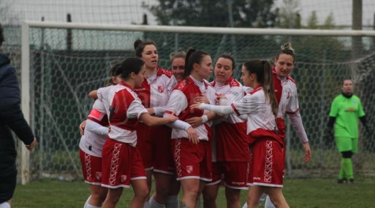 Rimini Calcio giovanili, l'Under 17 cade a Vicenza. All'Under 16 il derby contro il Pesaro - 