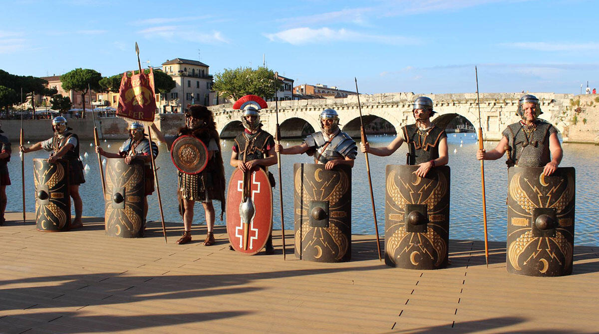 Weekend a Rimini tra storia romana, il mistero noire e l’arte contemporanea - Legio XIII a Rimini