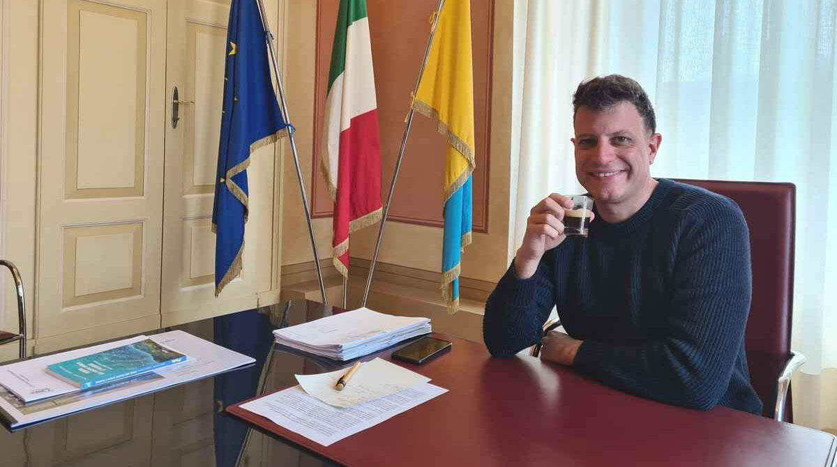 Santarcangelo, ogni ultimo venerdì del mese arriva il caffè con il sindaco - 