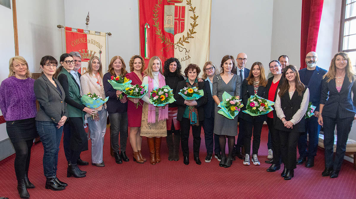 Otto donne, otto storie di successo: premiata l’imprenditoria femminile che fa grande Rimini - Le donne imprenditrici premiate a Rimini