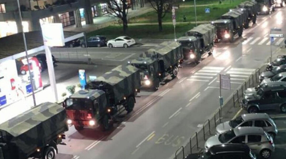 Cinque anni dal lockdown in Italia: la notte in cui il Paese si è fermato - La foto delle bare a Bergamo