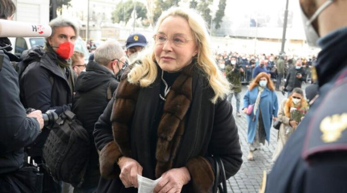 Addio a Eleonora Giorgi, l’ultimo saluto nella Chiesa degli Artisti - Ansa