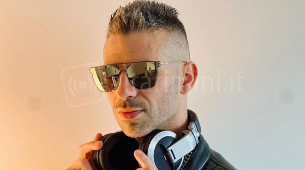 Dalla MotoGp alla consolle: Marco Melandri deejay al Frontemare di Rimini - Marco Melandri