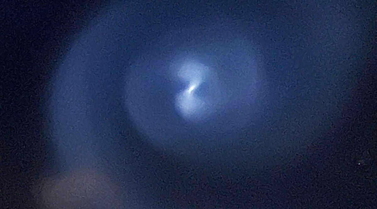 Spirale luminosa nel cielo, avvistata anche nel riminese - 