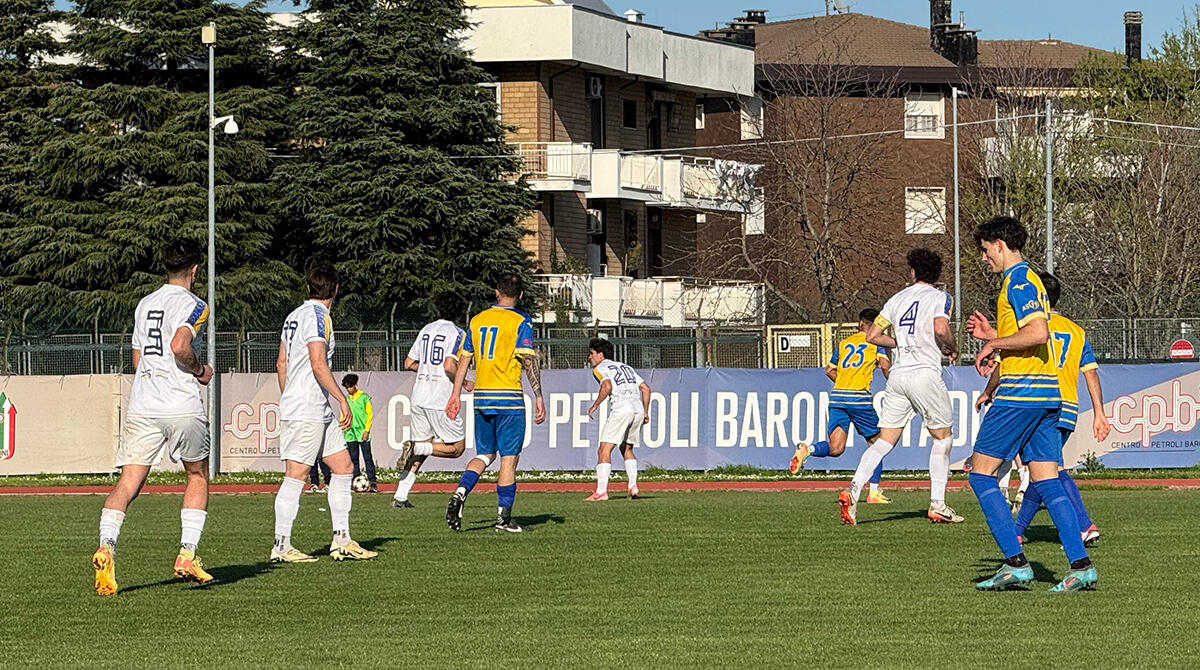 Sinfonia Young Santarcangelo, tre reti al Cervia United: Hysa para rigore a Pasolini -