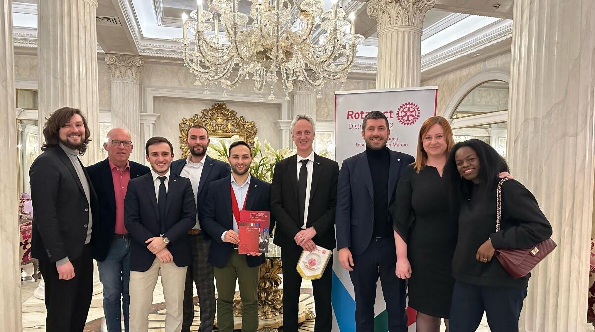 Assistenza e azioni sul territorio: l'incontro tra Croatti e il Rotaract Riccione - Il Senatore Croatti e Rotaract