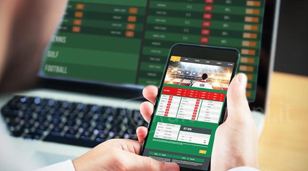 Via libera alla pubblicità del betting nel calcio, anche da Rimini forti critiche: "Una piaga sociale, scelta ipocrita" - 