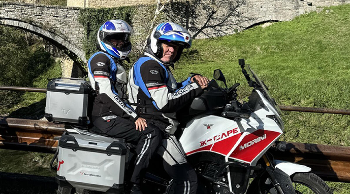 Rimini svela i suoi tesori al mototurismo cinese - Emilio Salvatori e Cristina Zoli